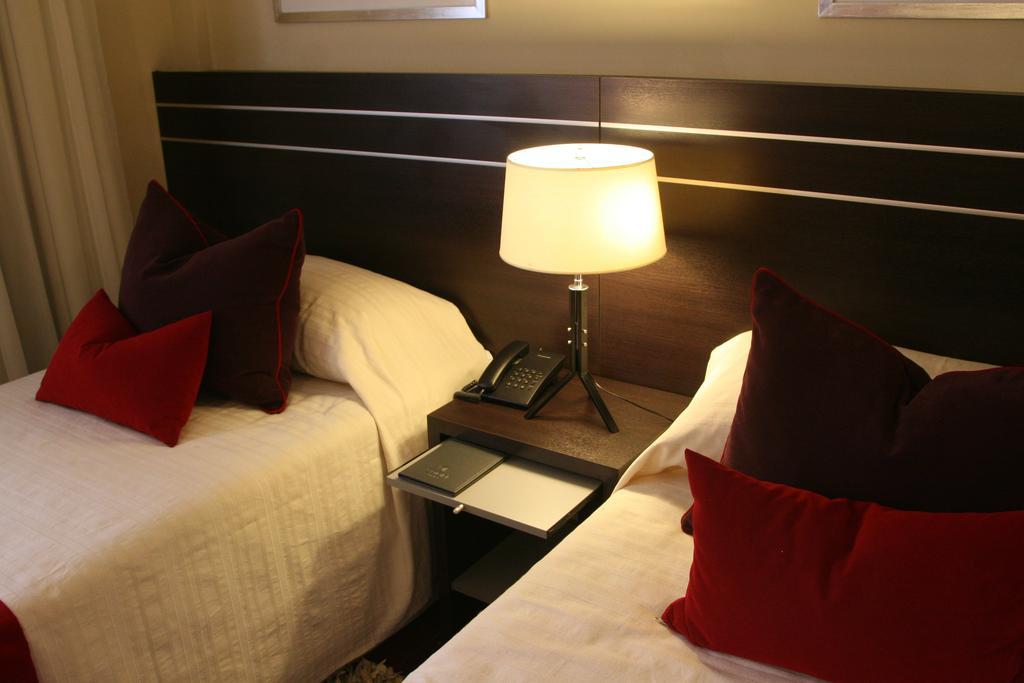 Zoom Apartments Hotel Córdoba Zimmer foto