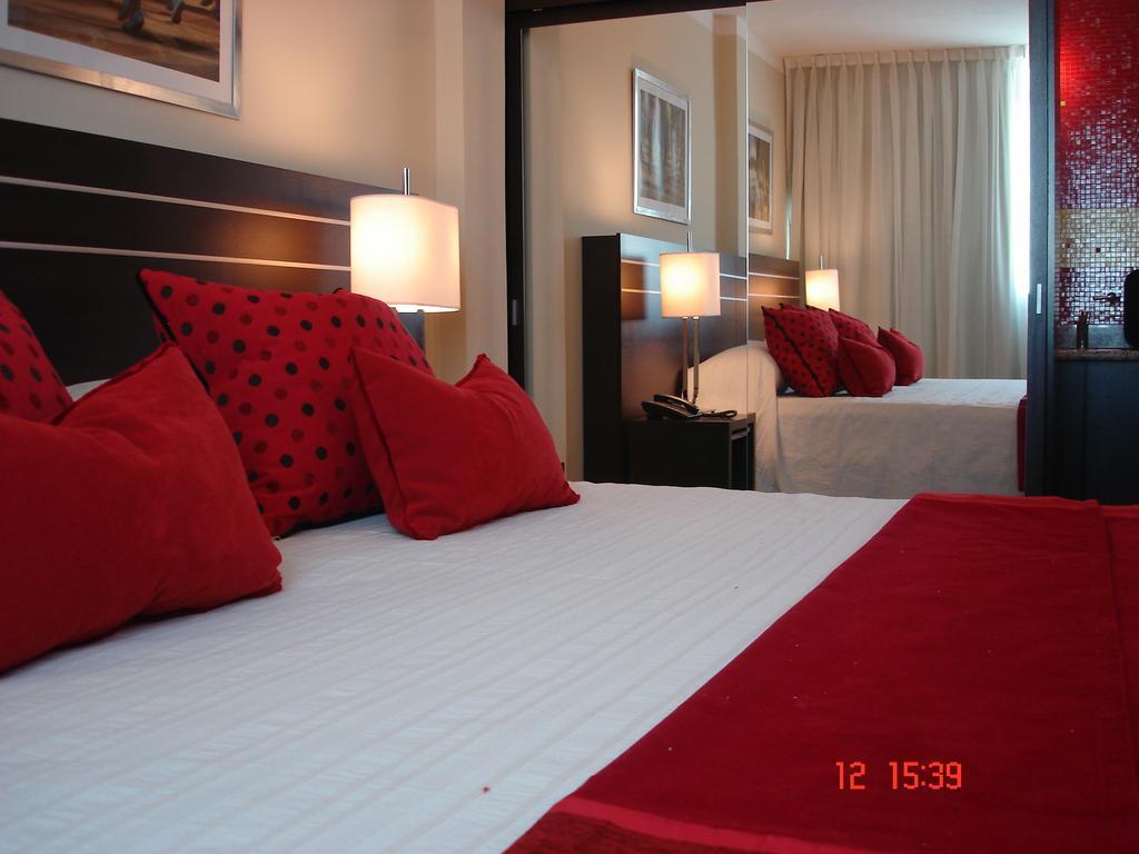 Zoom Apartments Hotel Córdoba Zimmer foto